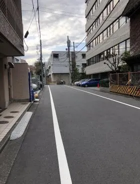 真興交易本社ビルの外観