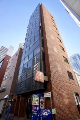西新宿ティーオービルの外観