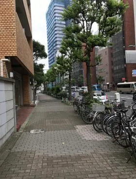 ミツワバイナリービルの外観