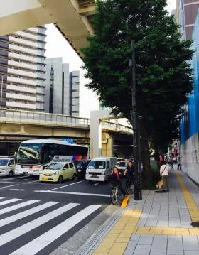 陽輪台西新宿ビルの外観