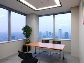 Regus(リージャス)新宿パークタワービジネスセンターの外観