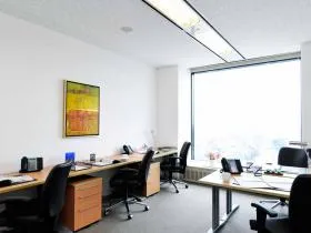 Regus(リージャス)新宿パークタワービジネスセンターの外観