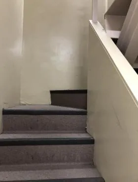 シルバービルの外観