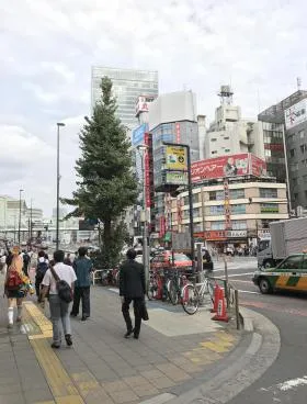甲新ビルの外観