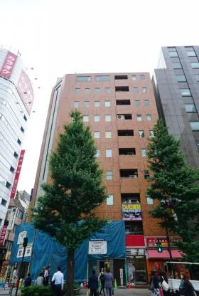 タウンウエストビルの外観