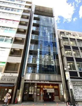 ACN新宿ウエストビルディング(旧:満来)の外観