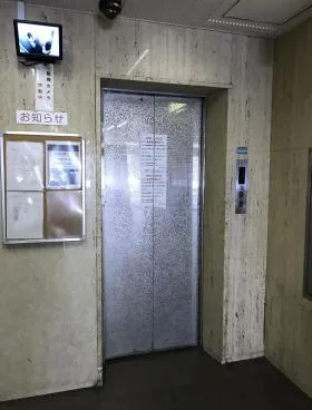 西新宿オークビルの外観