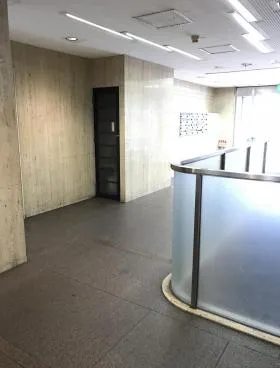 西新宿オークビルの外観