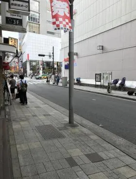 西新宿オークビルの外観