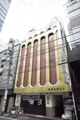 第5本間ビルの外観