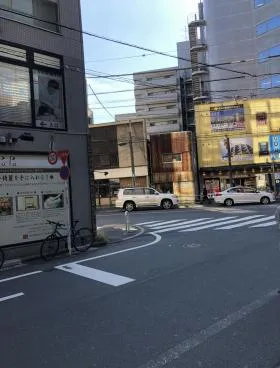 三富ビルの外観