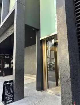 ゼニア銀座ビルの外観