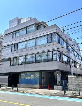 ユニゾ初台(初台本町)ビルの外観