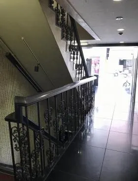 第1オスカービルの外観
