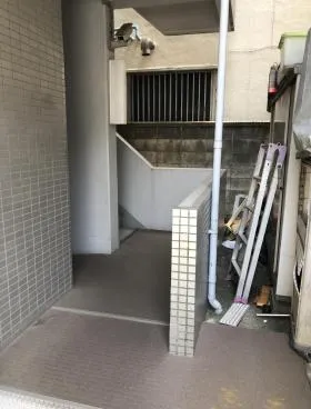 牛込食糧ビルの外観