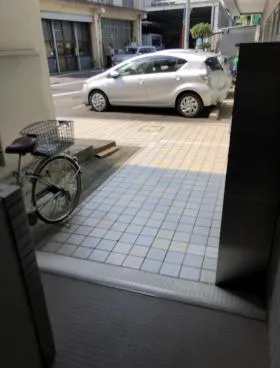 牛込食糧ビルの外観