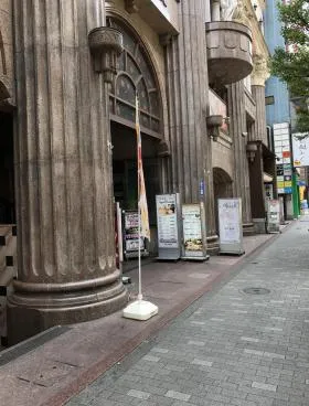 新宿ダイカンプラザ星座館ビルの外観