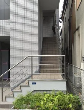 KKYビルの外観