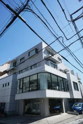 KKYビルの外観