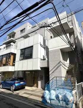 KKYビルの外観
