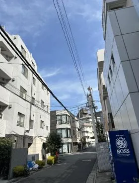 KKYビルの外観