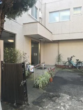 フラワービルの外観