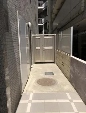 港南YKビルの外観