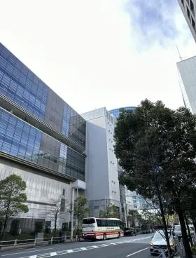 港南YKビルの外観