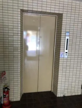 大洋ビルの外観
