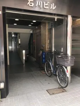銀座石川ビルの外観