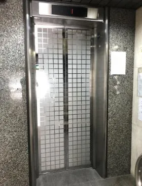 銀座石川ビルの外観