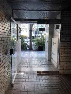 文化エステート浜町ビルの外観