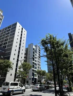 花岡ビルの外観