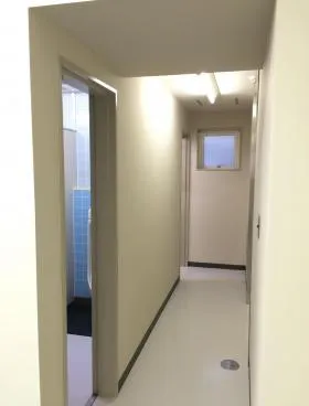 小川ビルの外観