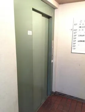 大内ビルの外観