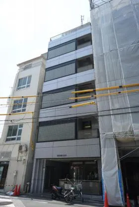 第三成島ビルの外観
