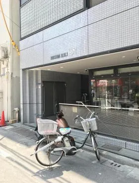 第三成島ビルの外観