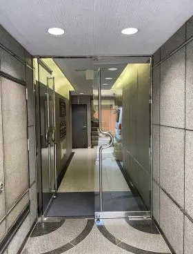 平成ビルの外観