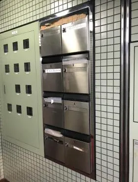 松丸ビルの外観