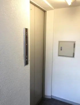 橋爪ビルの外観