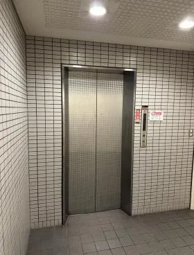 ITLビルの外観