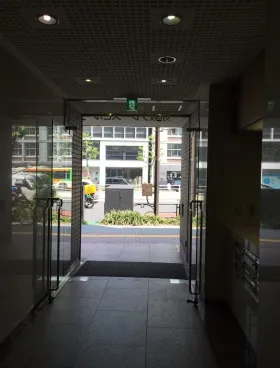 赤坂グレースビルの外観
