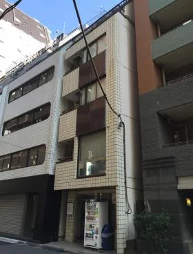 SunDeccs東日本橋ビルの外観