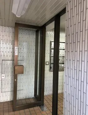 東日パークビルの外観