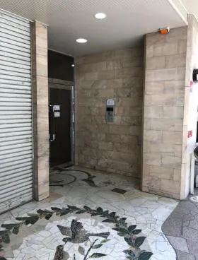ハニー堀留ビルの外観