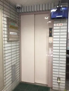 川名ビルの外観