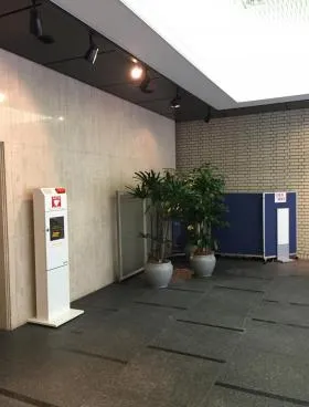 岩清日本橋ビルの外観
