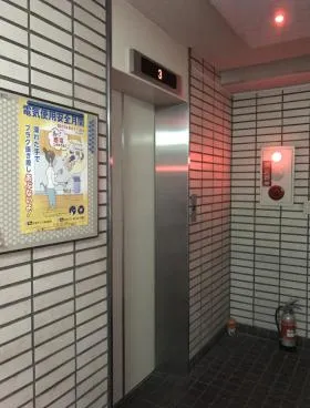 OMビルの外観