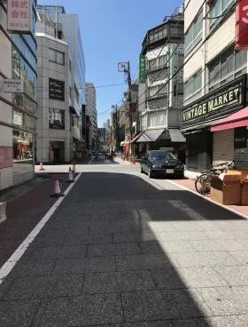 OMビルの外観