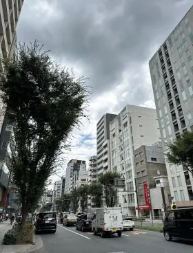 カラムビルの外観